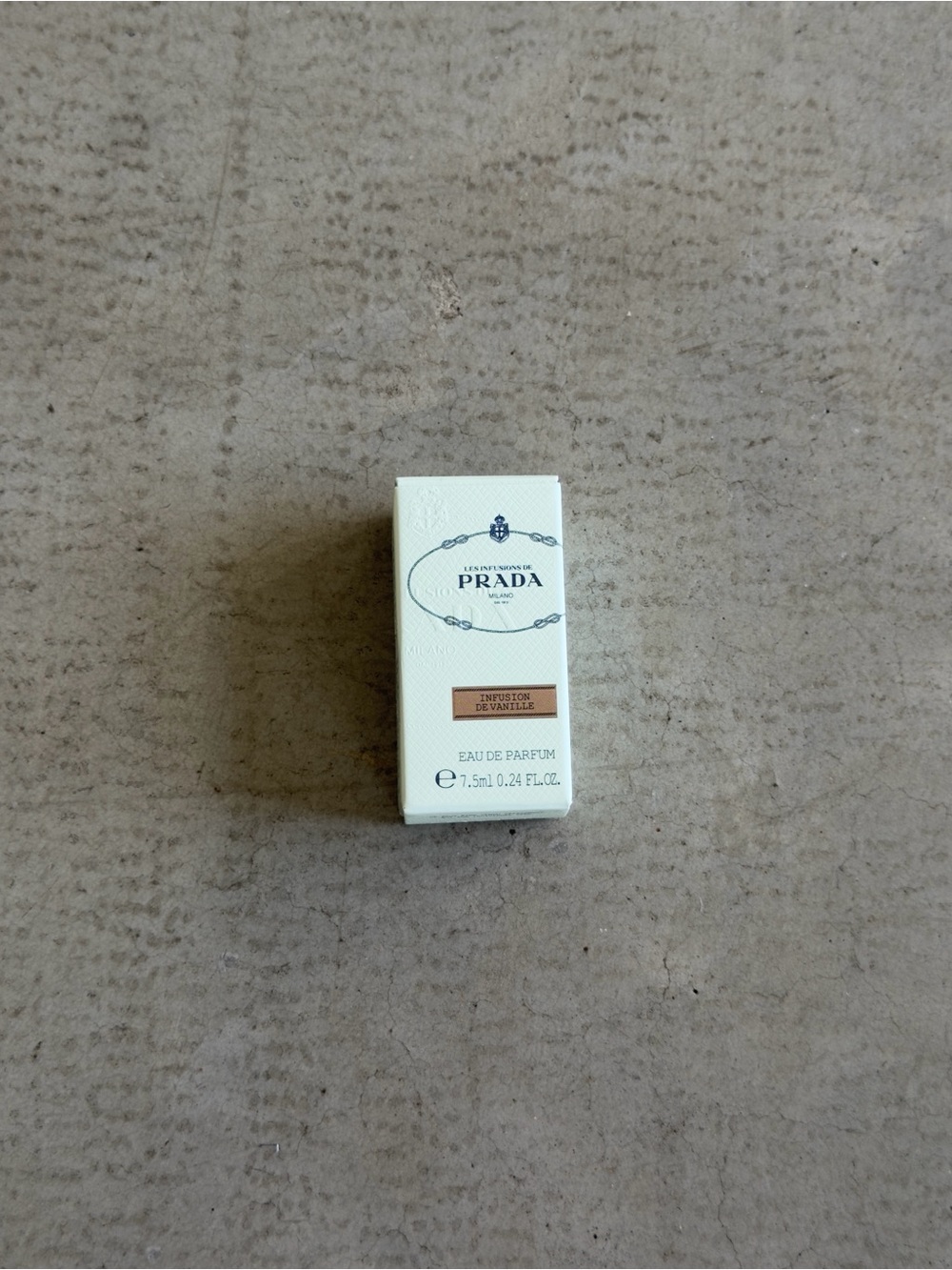 Prada / Infusion de Vanille / Mini EDP 7.5ml - Picture 2 of 7